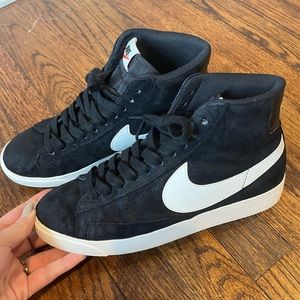 Nike blazers suede “black”
